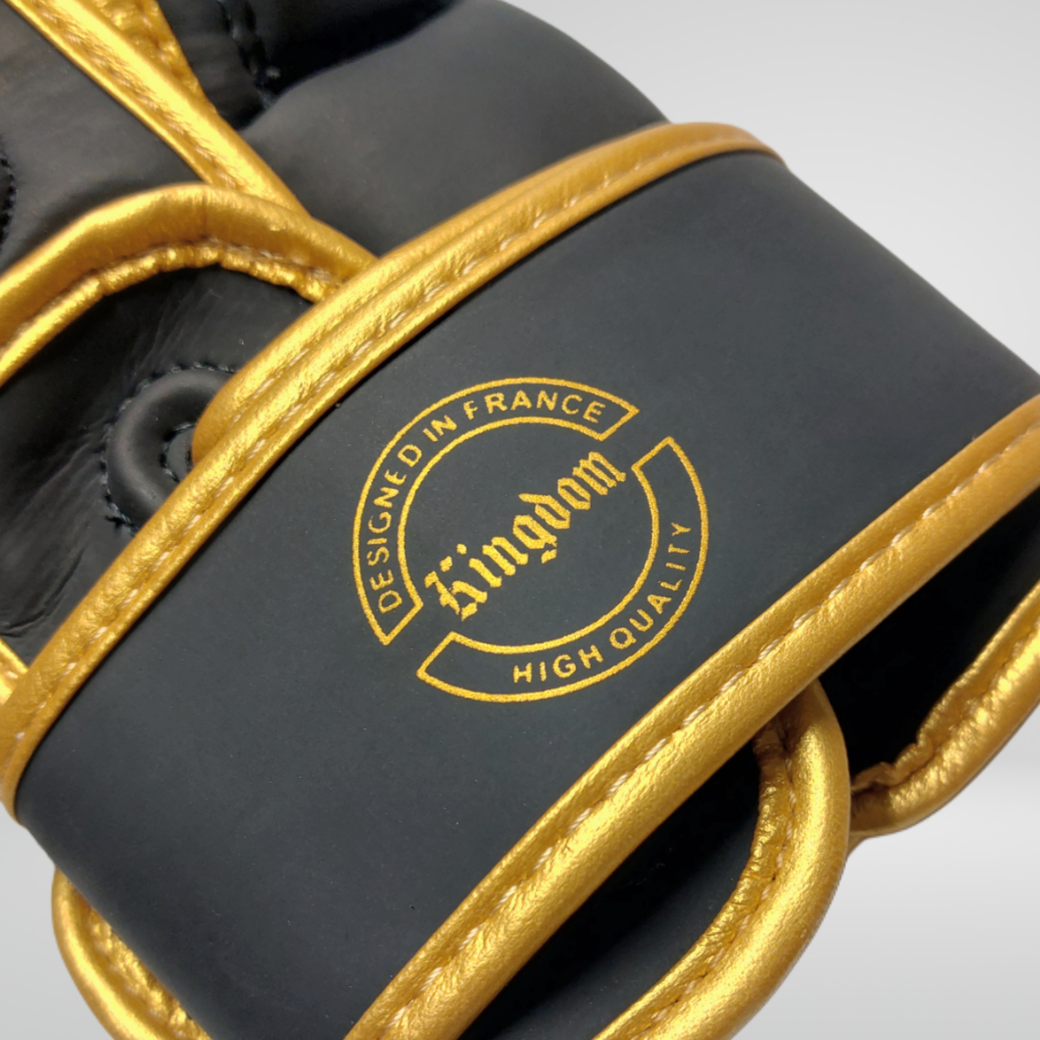 Gants MMA Kingdom Fighting - Noir/Or – Image 4